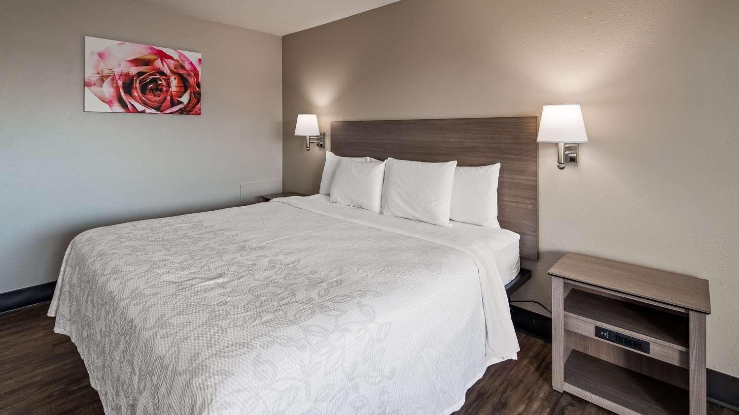 Surestay By Western Hotel Findlay