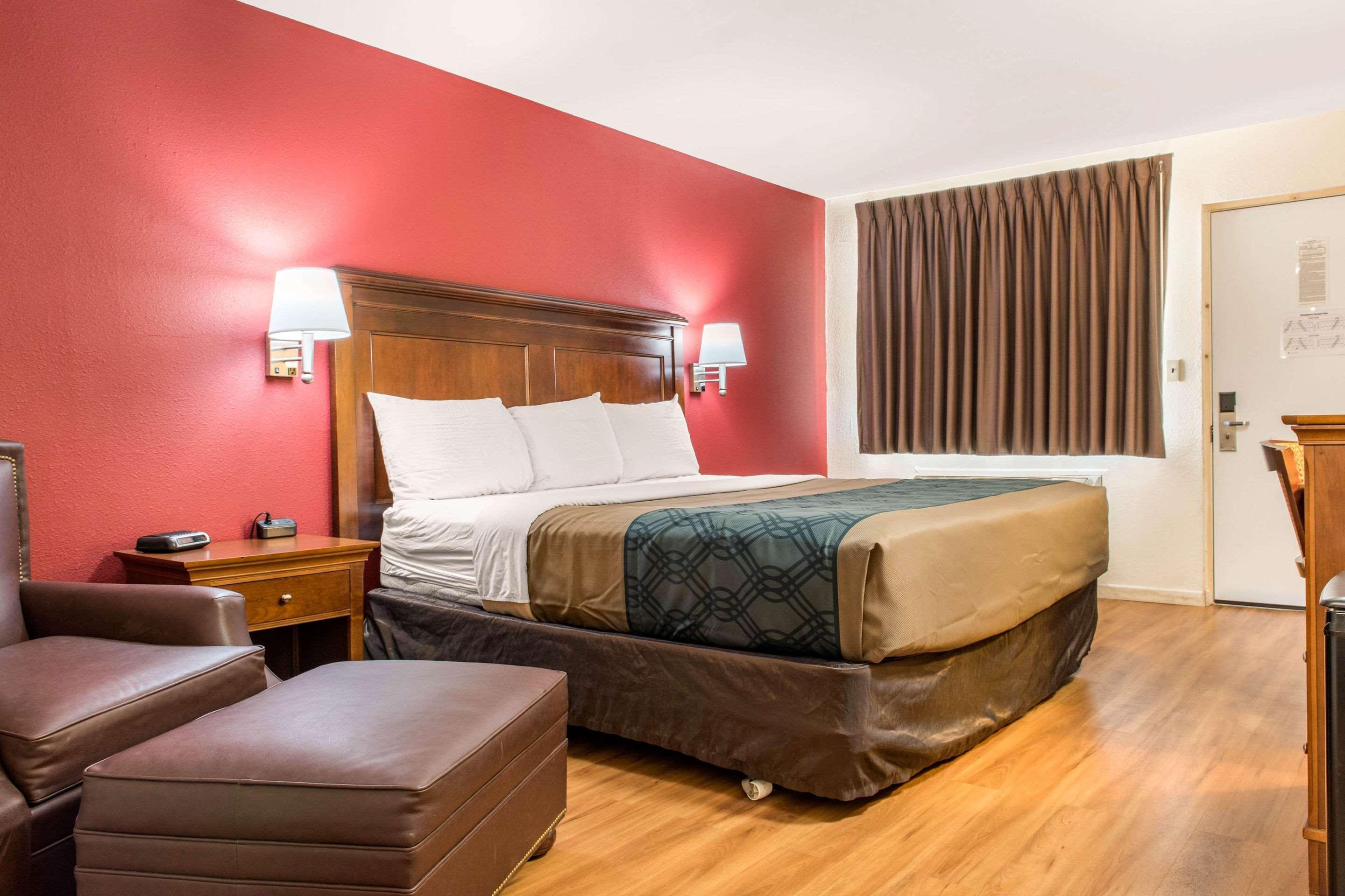 Hotel Surestay By Western