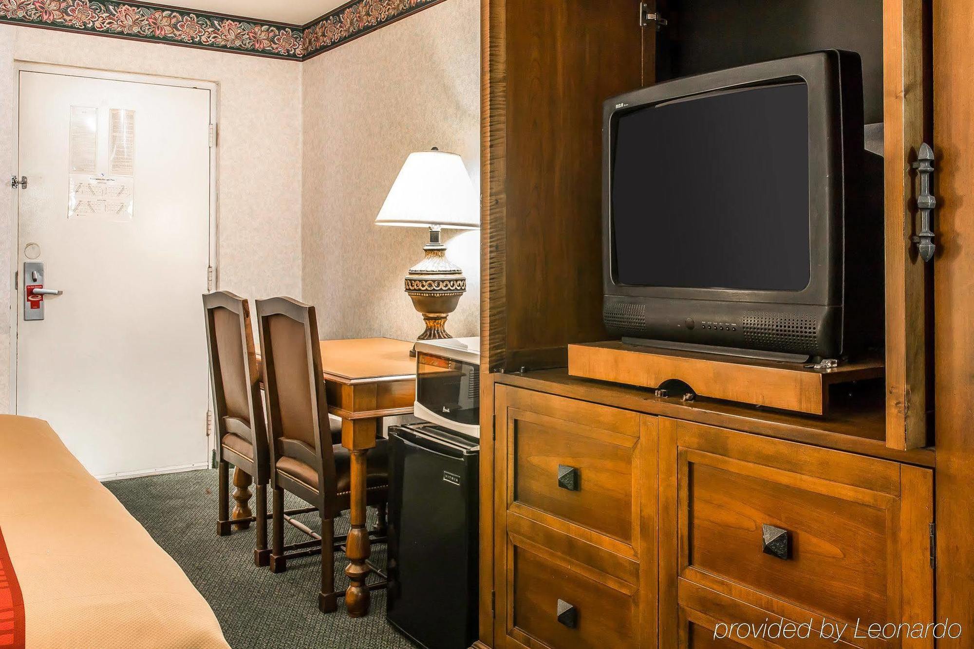 Surestay By Western 3*