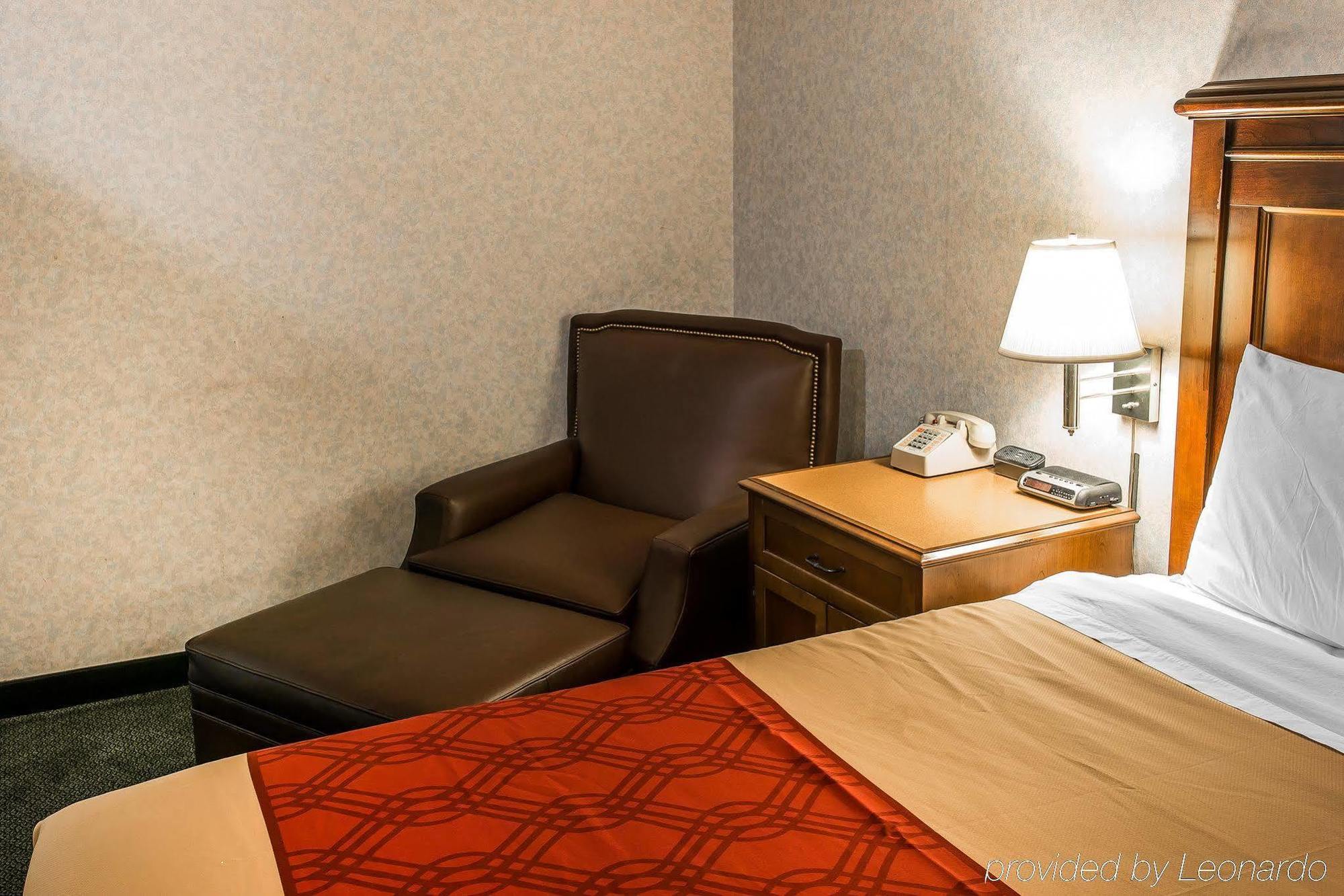 Surestay By Western Hotel