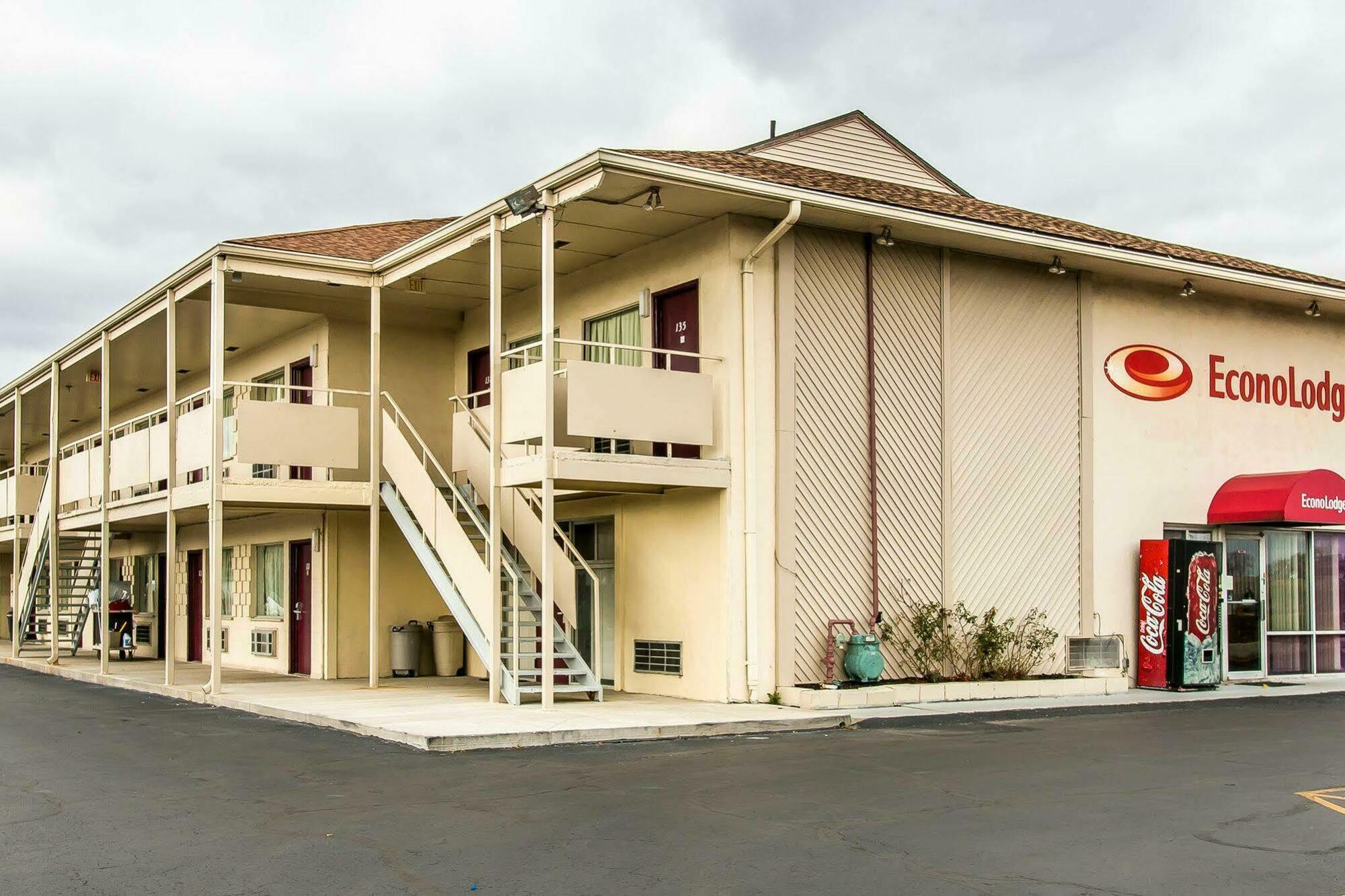 Surestay By Western Hotel 3*
