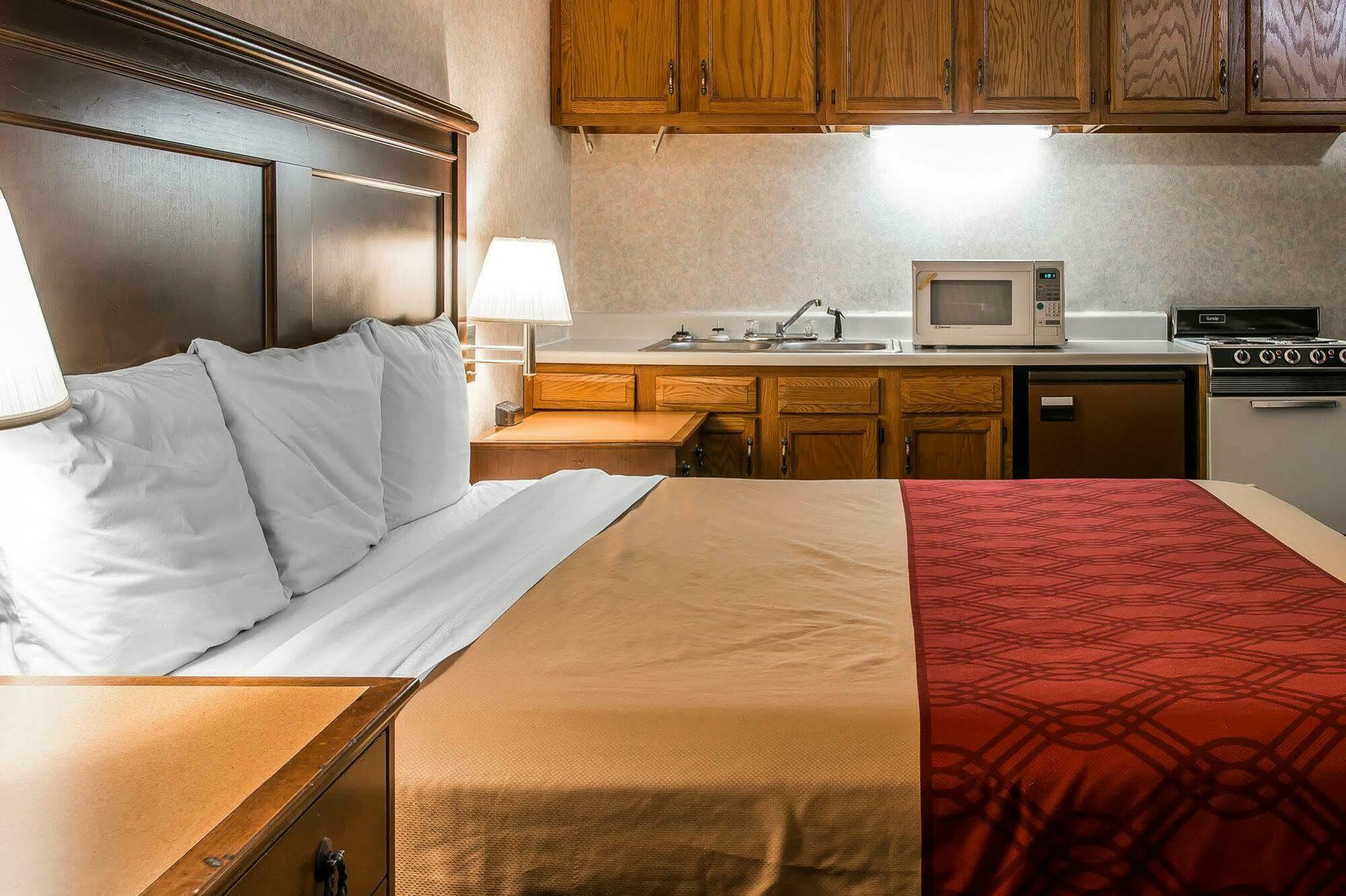 Surestay By Western Hotel Findlay